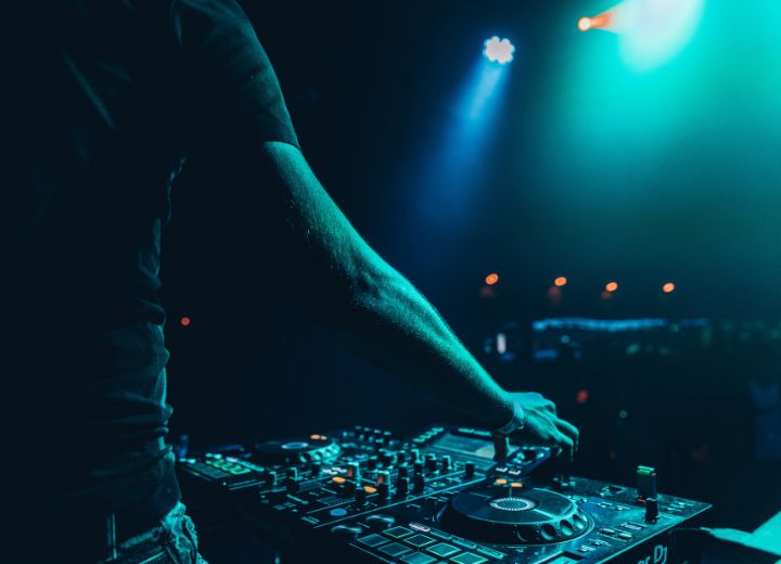 Do DJs Earn Good Money - How much do beginner DJs get paid